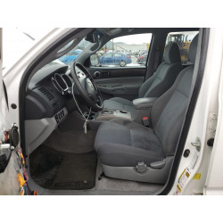 2011 TOYOTA TACOMA