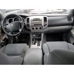 2011 TOYOTA TACOMA