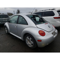 2000 VOLKSWAGEN BEETLE