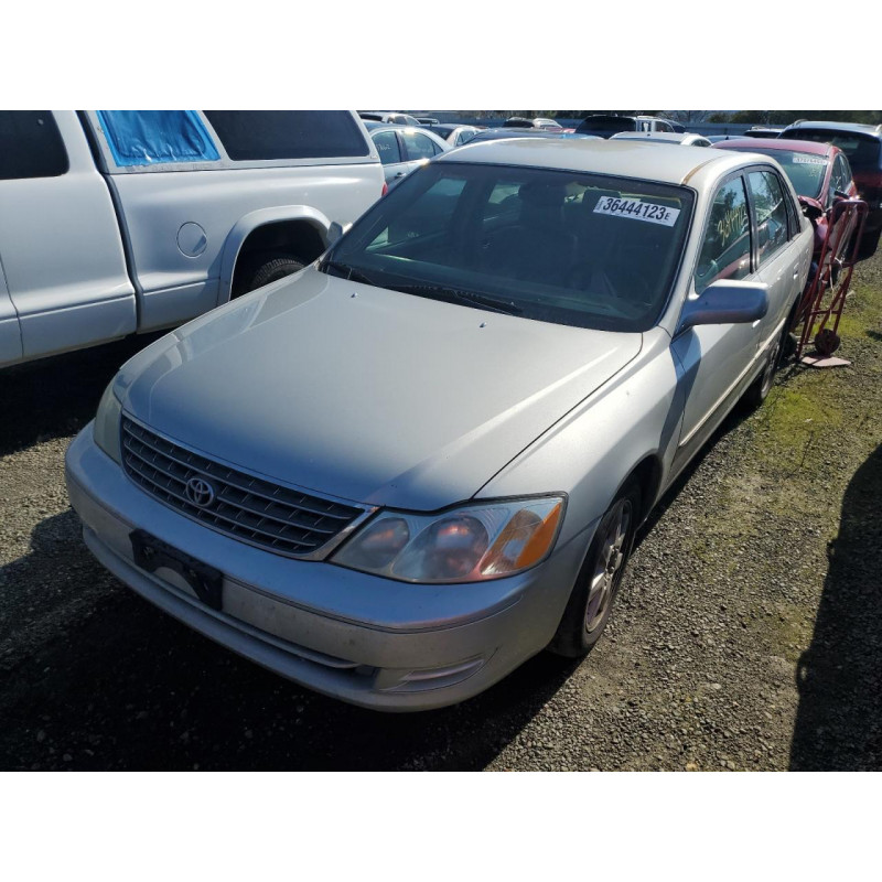 2003 TOYOTA AVALON