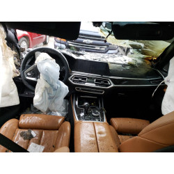 2021 BMW X7