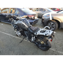 2017 BMW R-SERIES