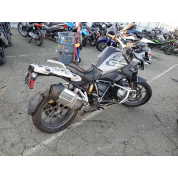 2017 BMW R-SERIES
