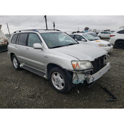 2006 TOYOTA HIGHLANDER