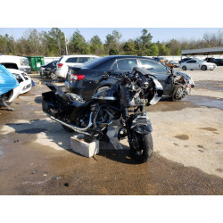 2006 HARLEY-DAVIDSON FL
