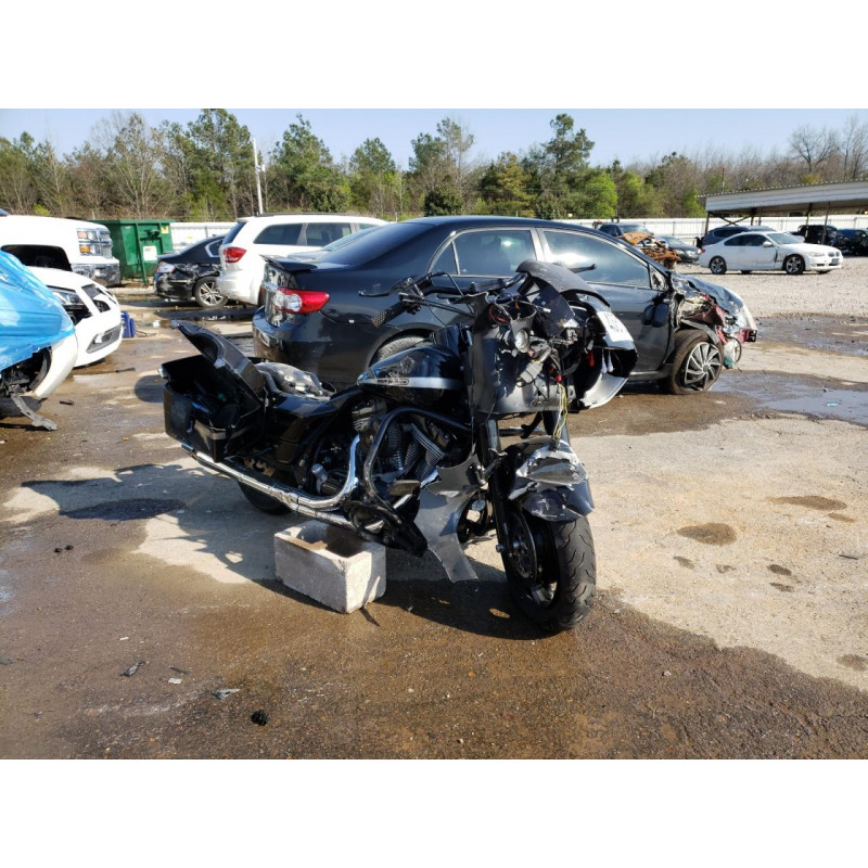 2006 HARLEY-DAVIDSON FL