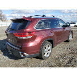2017 TOYOTA HIGHLANDER