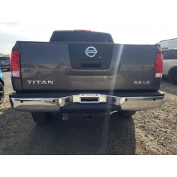 2004 NISSAN TITAN