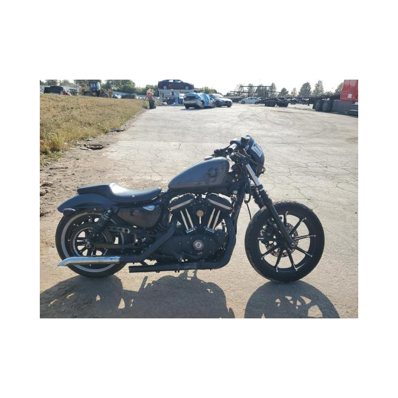 2022 HARLEY-DAVIDSON XL883 N 1HD4LE214NB400178 71070514