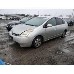 2005 TOYOTA PRIUS