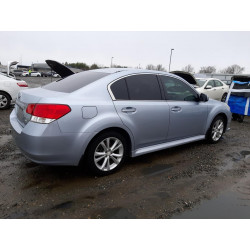 2013 SUBARU LEGACY