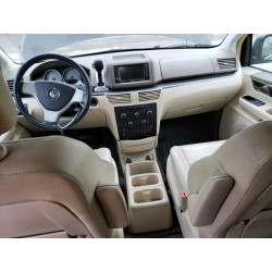 2010 VOLKSWAGEN ROUTAN