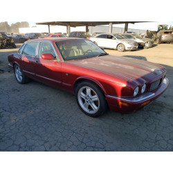 1999 JAGUAR XJR