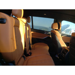 2022 BMW X7