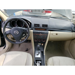 2006 MAZDA 3