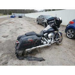 2015 HARLEY-DAVIDSON FL