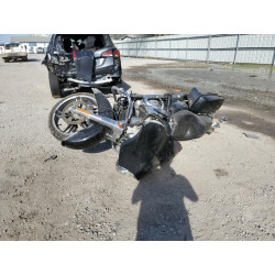 2015 HARLEY-DAVIDSON FL