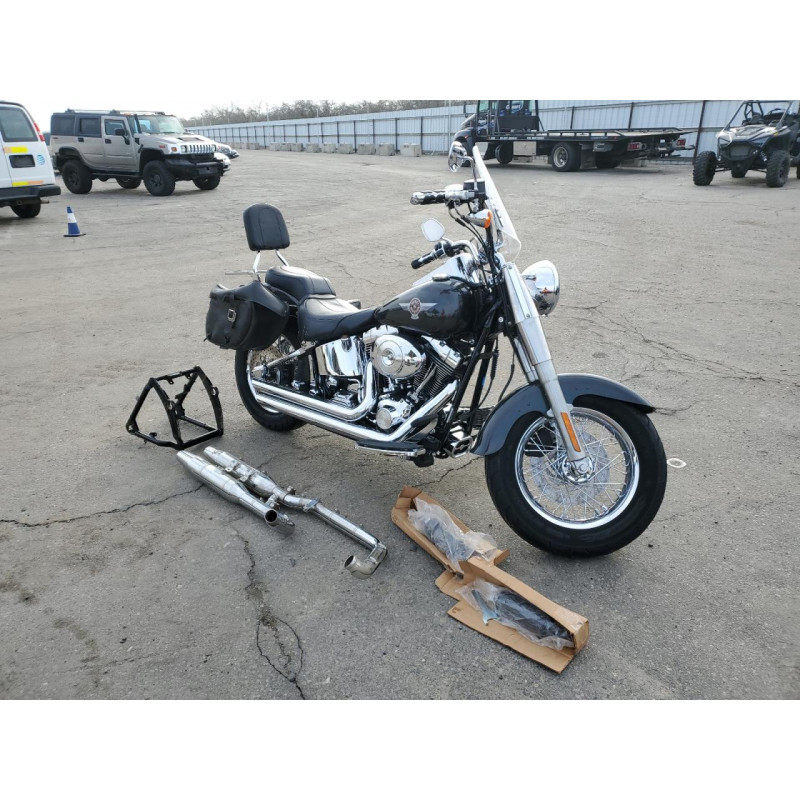 2006 HARLEY-DAVIDSON FL