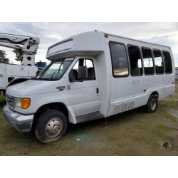 2002 FORD E-SERIES