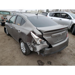 2017 NISSAN VERSA