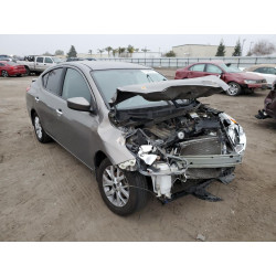 2017 NISSAN VERSA