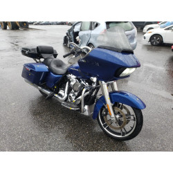 2017 HARLEY-DAVIDSON FL