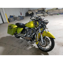 2009 HARLEY-DAVIDSON FL