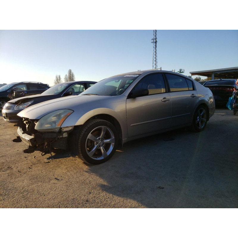 2005 NISSAN MAXIMA