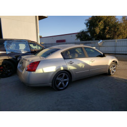 2005 NISSAN MAXIMA