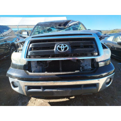 2011 TOYOTA TUNDRA