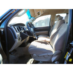 2011 TOYOTA TUNDRA
