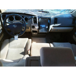 2011 TOYOTA TUNDRA