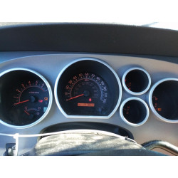 2011 TOYOTA TUNDRA