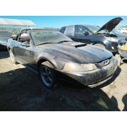 2001 FORD MUSTANG