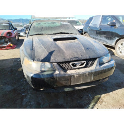2001 FORD MUSTANG