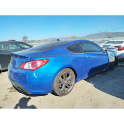 2010 HYUNDAI GENESIS