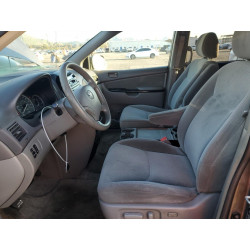 2005 TOYOTA SIENNA