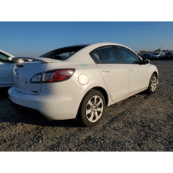 2010 MAZDA 3