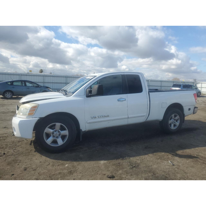 2005 NISSAN TITAN