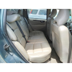 2004 VOLVO XC70