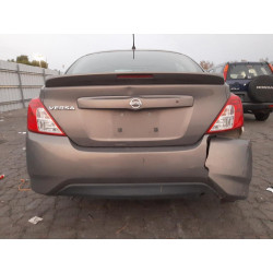 2017 NISSAN VERSA