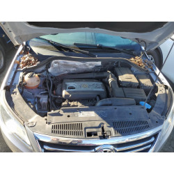 2011 VOLKSWAGEN TIGUAN