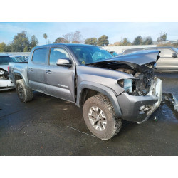 2018 TOYOTA TACOMA