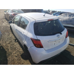 2015 TOYOTA YARIS