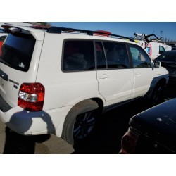2006 TOYOTA HIGHLANDER