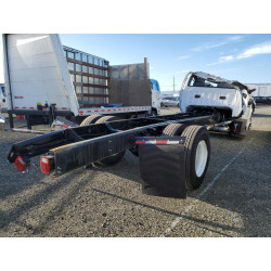 2022 FORD F650