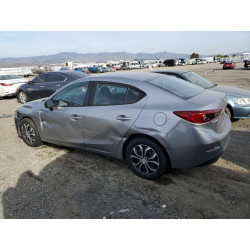 2015 MAZDA 3
