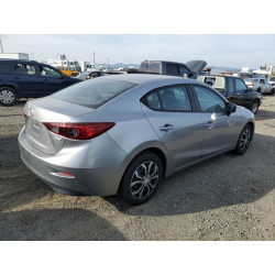 2015 MAZDA 3