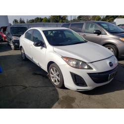 2010 MAZDA 3