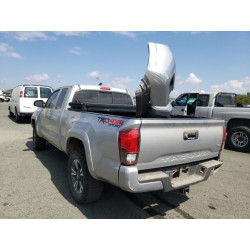 2018 TOYOTA TACOMA